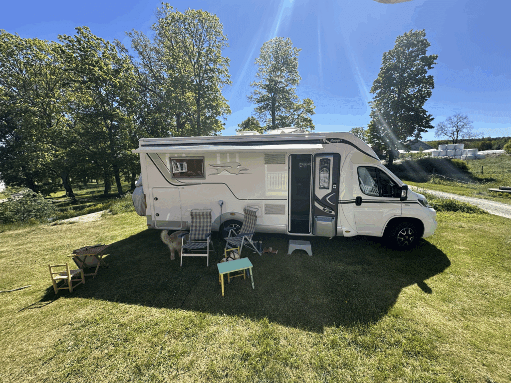 Camper2
